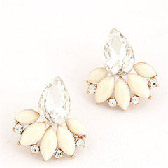New Brand Design Retro Exquisite Crystal Stud Earrings