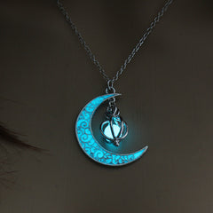 Shine Moon Stone Charm Necklace